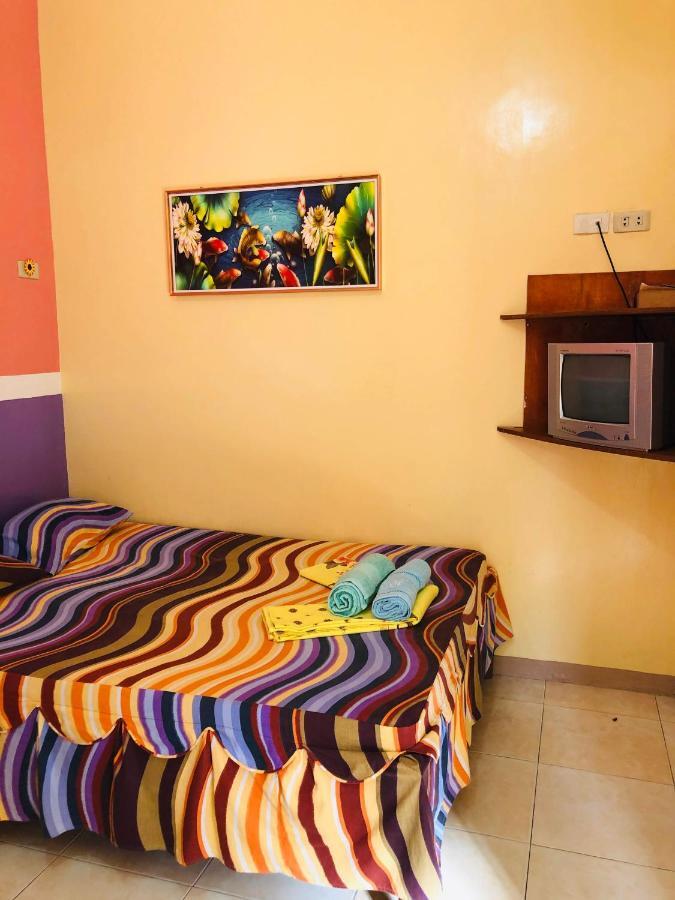 White Beach Lodge And Restaurant Puerto Galera Luaran gambar